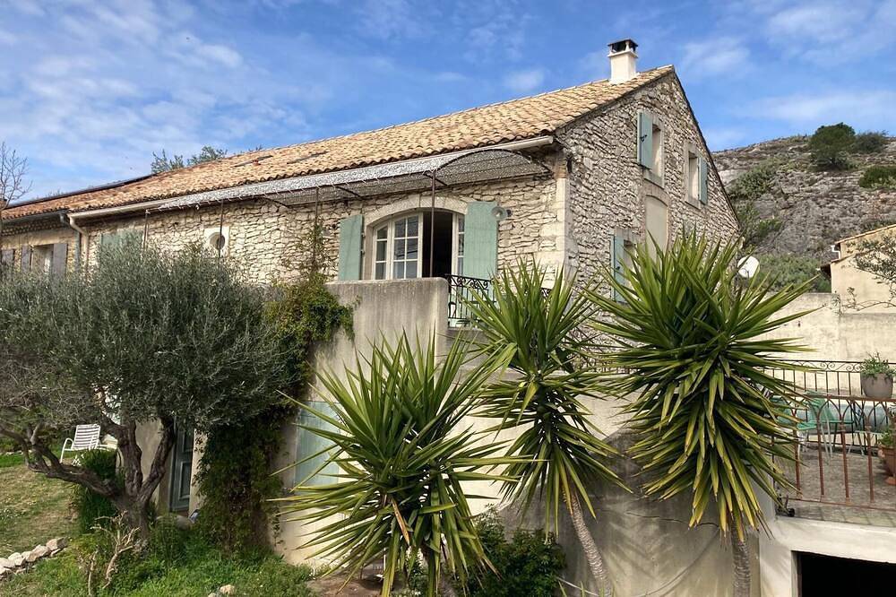 Mas en pierre avec piscine entre Avignon et Orange, à Roquemaure in Roquemaure, Région de Nîmes