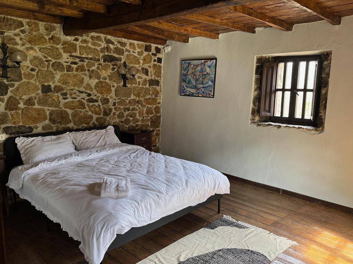 Casa de Aldea El Fusu in Taranes, Ponga
