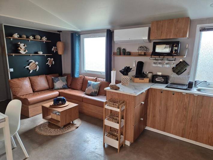 Camping pour 8 personnes, avec jardin ainsi que piscine et vue, animaux acceptés dans Claouey - 2