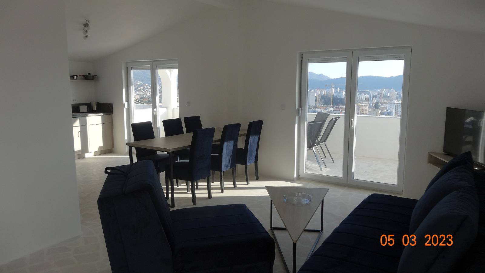 Entire vacation apartment, Vacation apartment for 4 people with view in Šušanj, Montenegro Coast