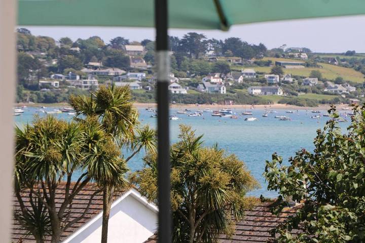Holiday home for 6 people, with Balcony and Terrace as well as Garden and View in Padstow