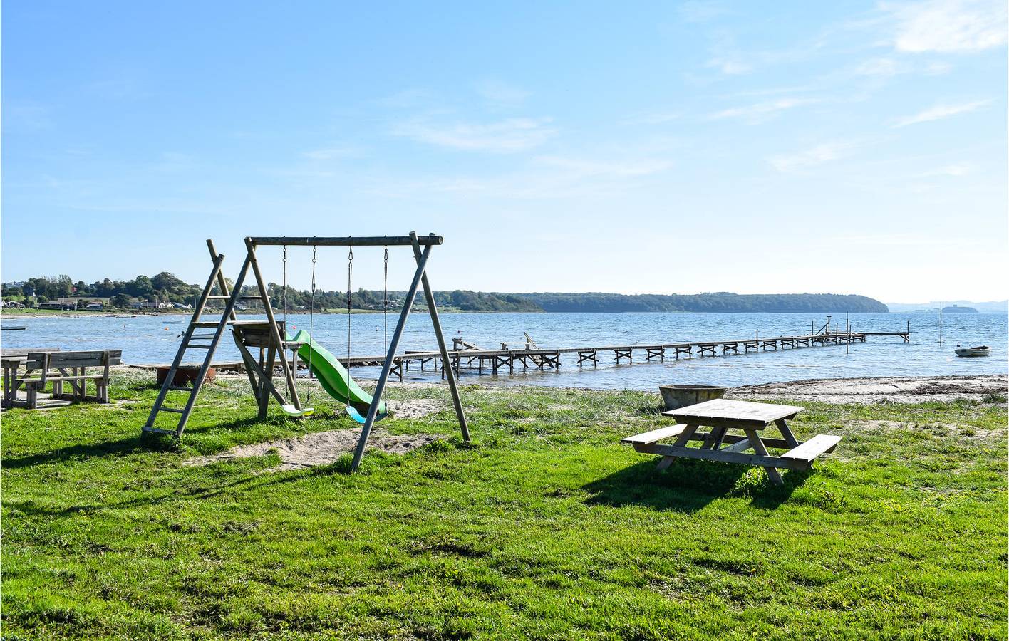 Ferienhaus für 8 Personen mit Terrasse in Rønde, Süddjursland