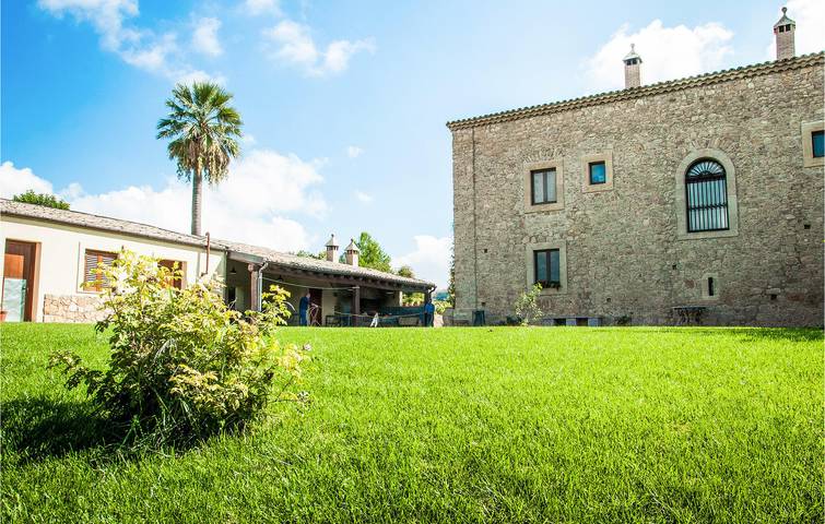 Ferienhaus für 30 Personen, mit Pool und Ausblick sowie Garten und Seeblick auf Sizilien - 4