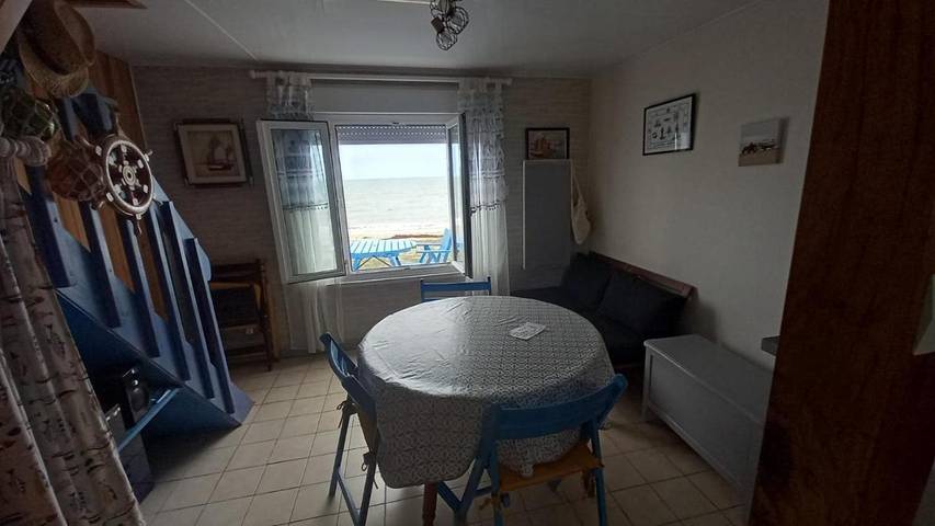 Location de vacances pour 4 personnes, avec terrasse et vue dans Plage des Dunes
