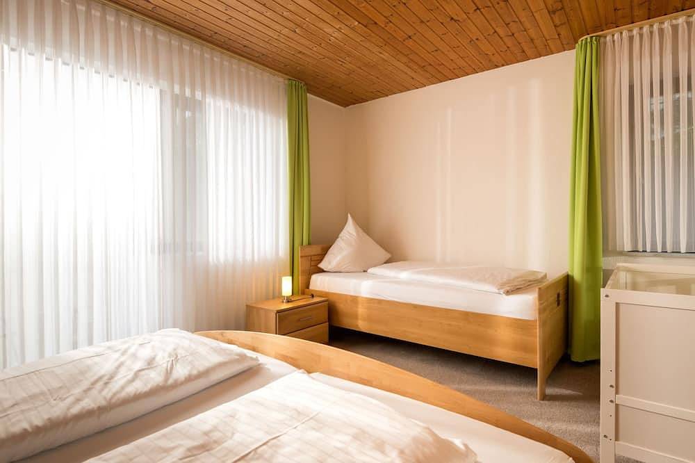 Ganze Wohnung, Eifelnatur (Haus 2) in Immerath, Vulkaneifel