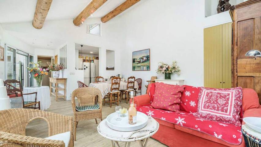 Gîte pour 10 personnes, avec jardin et piscine à Puget - 4