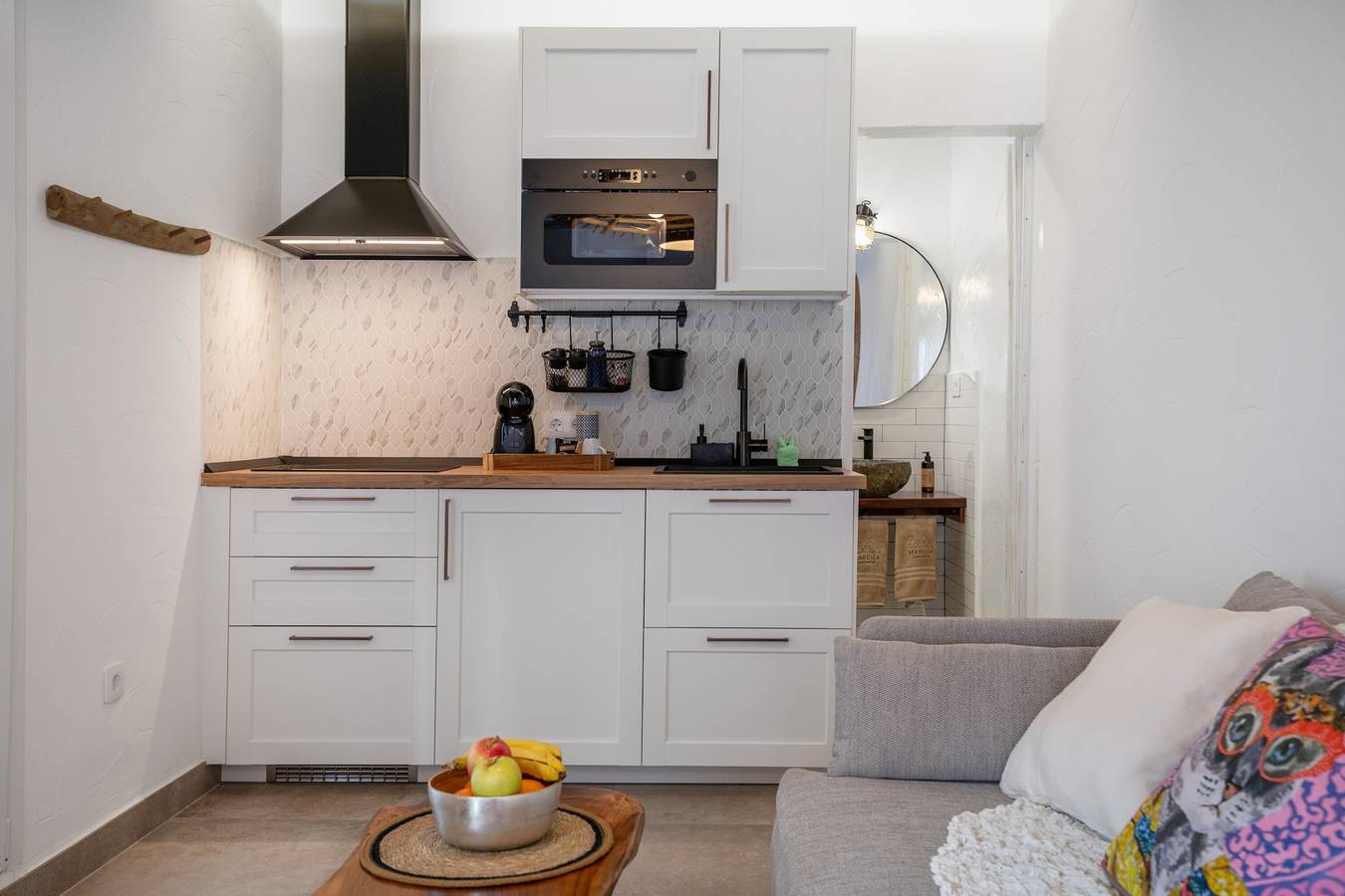 Ganze Wohnung, Ferienwohnung 'Jardín de los Volcanes' mit Bergblick, Wlan und Klimaanlage in Punta de las Mujeres, Haría