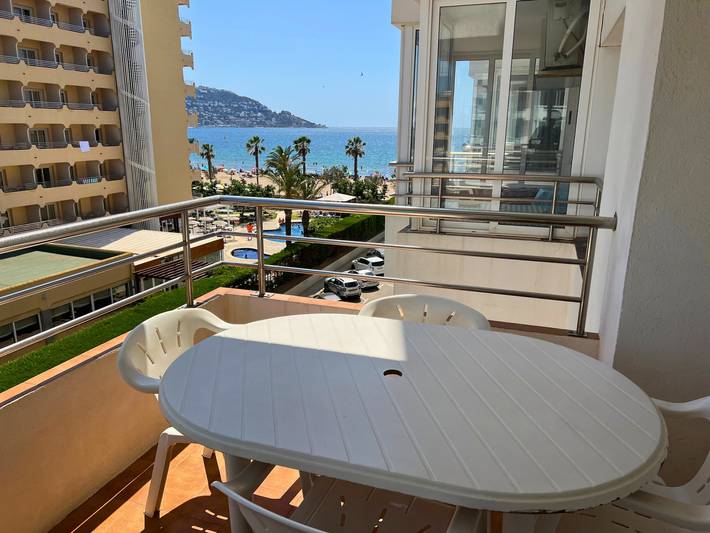 Ferienwohnung für 4 Personen, mit Terrasse in Roses