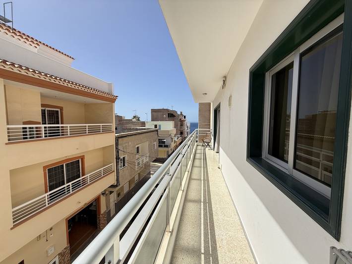 Location de vacances pour 6 personnes, avec balcon dans Los Abrigos - 2