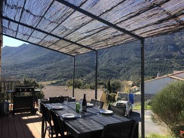 Gîte pour 4 personnes, avec jardin dans Gorges du Verdouble