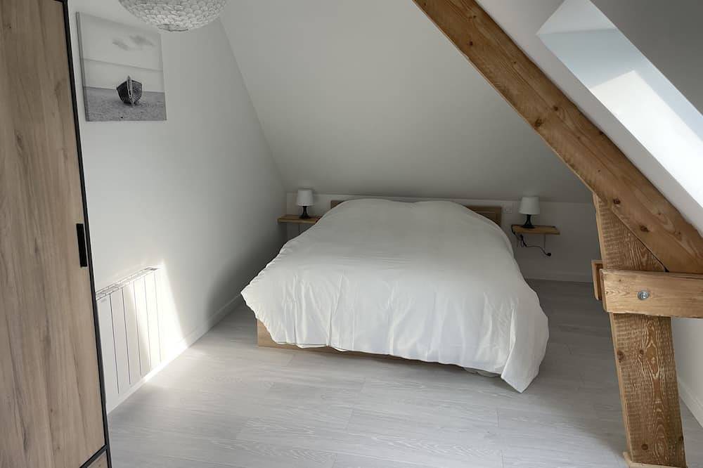 Chateau / Country House in Beuzeville, Bernay region