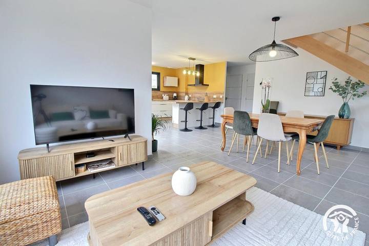 Gîte pour 6 personnes, avec terrasse et jardin à Caudan - 4