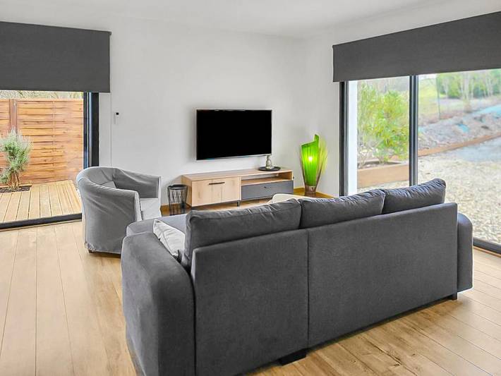 Location de vacances pour 5 personnes, avec piscine ainsi que jardin et vue à Trélissac - 3