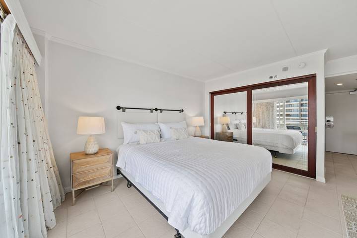 Gîte pour 4 personnes, avec piscine ainsi que jardin et balcon, adapté aux familles à Honolulu - 2