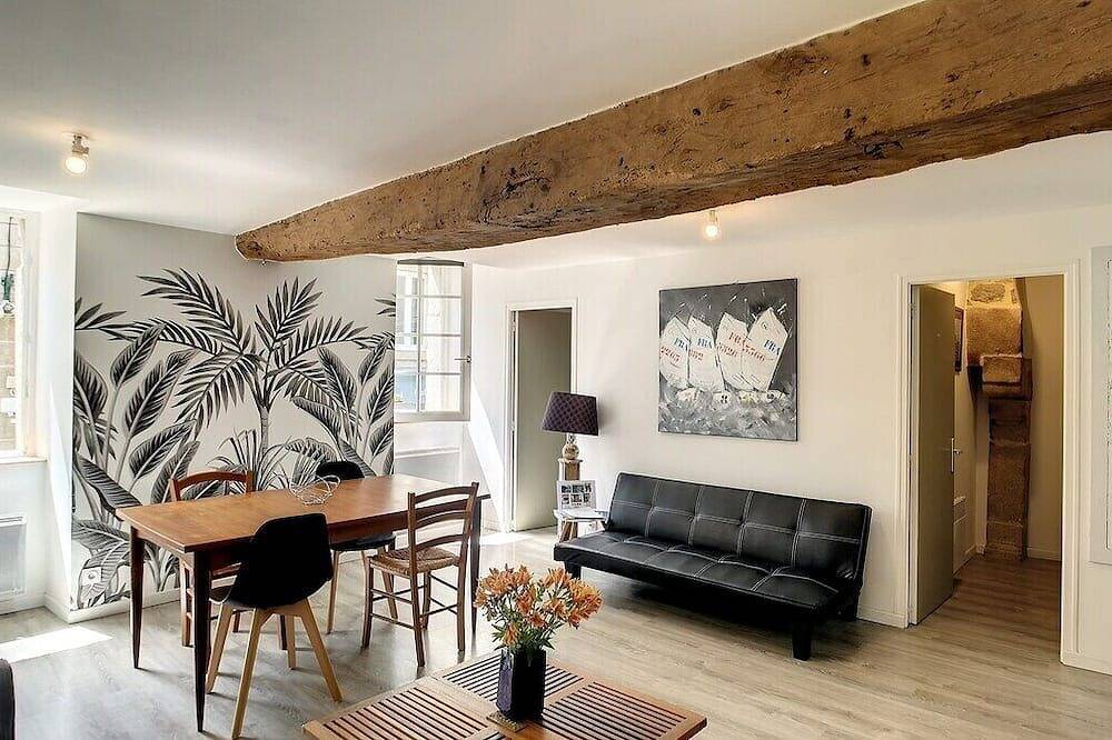 Appartement entier, \"Roches Douvres\" : Appartement dans vieux Paimpol in Paimpol, Côte de Goëlo