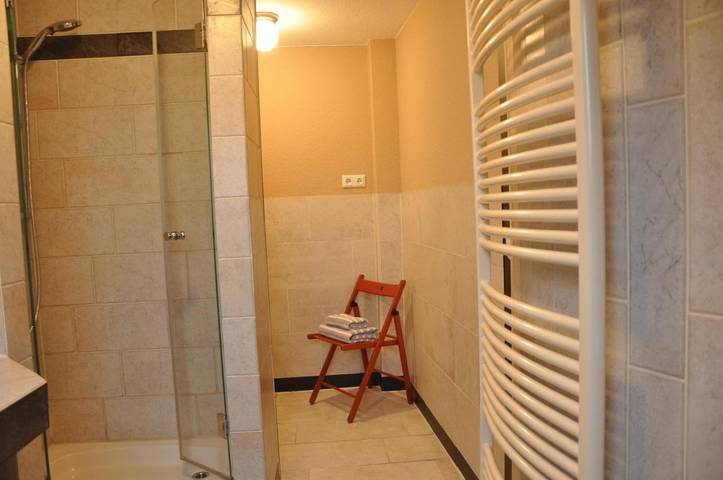 Ferienwohnung für 6 Personen, mit Haustier in Stadtmitte Rostock - 4