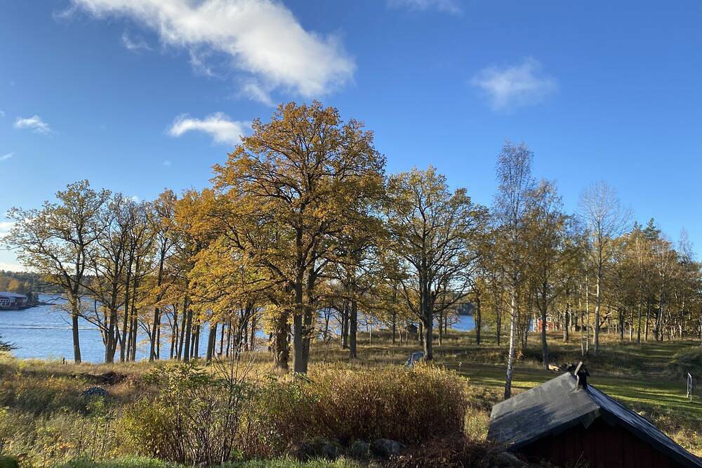 Archipelago cabin with ocean view in Vaxholm, Stockholmer Schärengarten