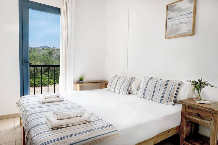 Elegant and modern detached villa with a pool in Cala d'Or, Santanyí