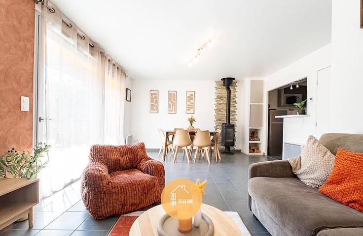 Location de vacances pour 8 personnes, avec Terrasse à Collégien (Seine-et-Marne)
