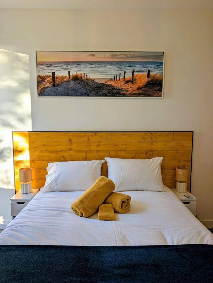 Geheel appartement, T3 Lumineux La Rochelle - Calme & Terrasse - 6 personnes - Parking in Lagord, La Rochelle en omgeving