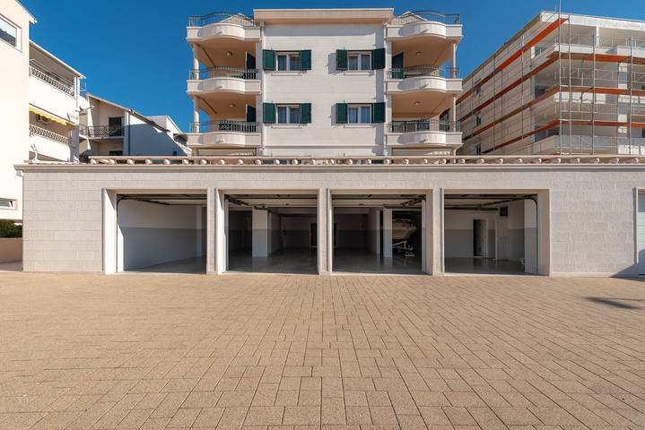 Ferienwohnung für 4 Personen, mit Ausblick und Balkon an der Makarska Riviera