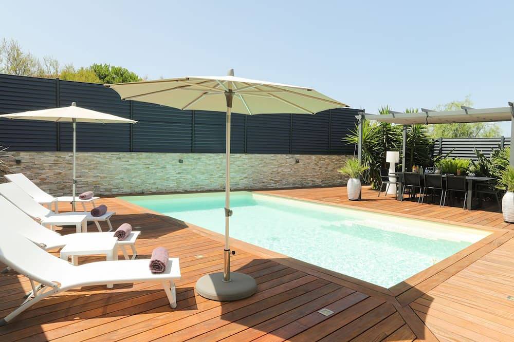 Promo  du 26 juin  au 03 Juillet  Villa Marine en bord de mer... in Sant Ambroggio, Lumio