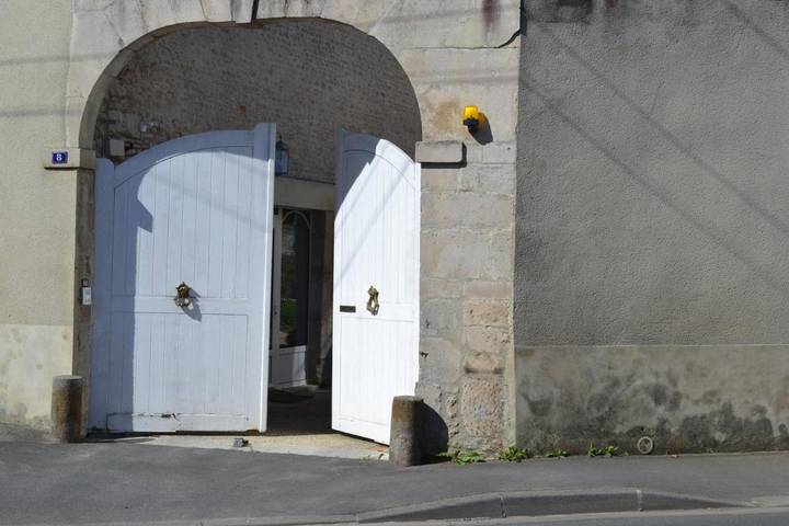 Chambre d’hôte pour 2 personnes, avec Terrasse ainsi que Jardin et Vue à Falaise (Calvados)