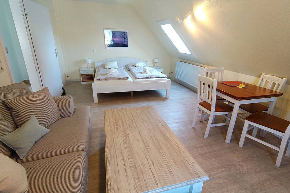 Ganze Wohnung, Harde 15, Og rechts in Wyk auf Föhr (Stadt), Wyk auf Föhr
