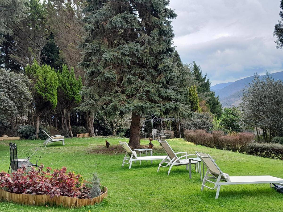 Six-Bedroom House in Sopuerta, Vizcaya