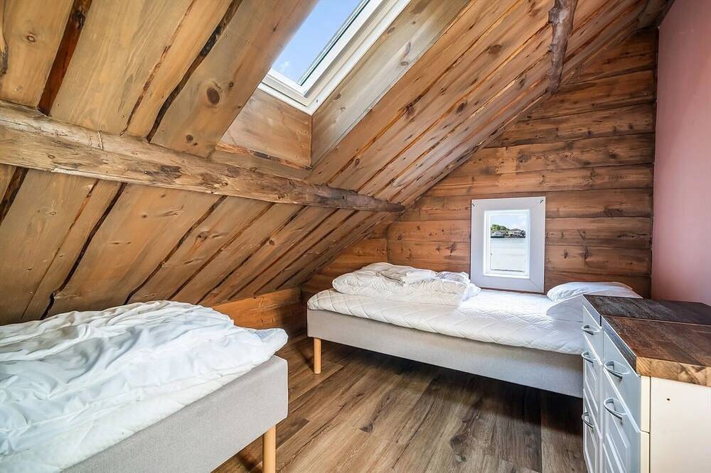 Ganze Wohnung, Coastal Comfort at Hidra – Jørgine´s House, 3 bedroom apartment in Hidra