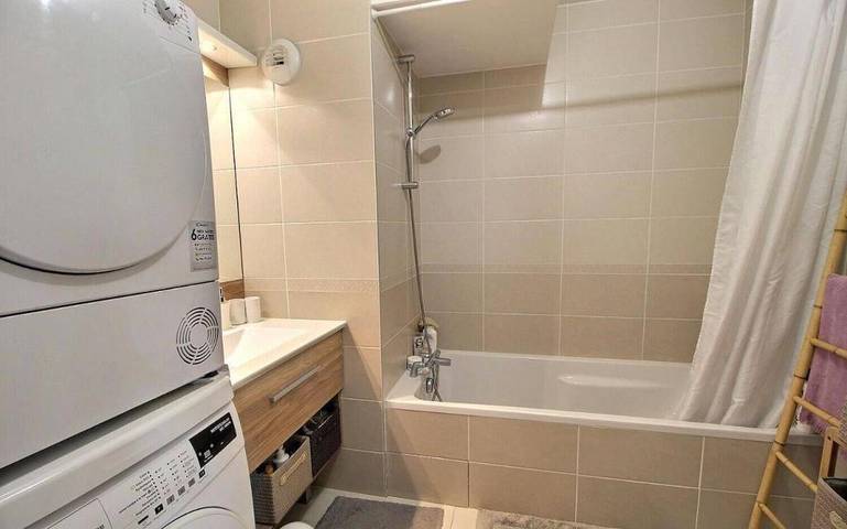 Gîte pour 6 personnes, avec jardin, animaux acceptés à Ornex - 4