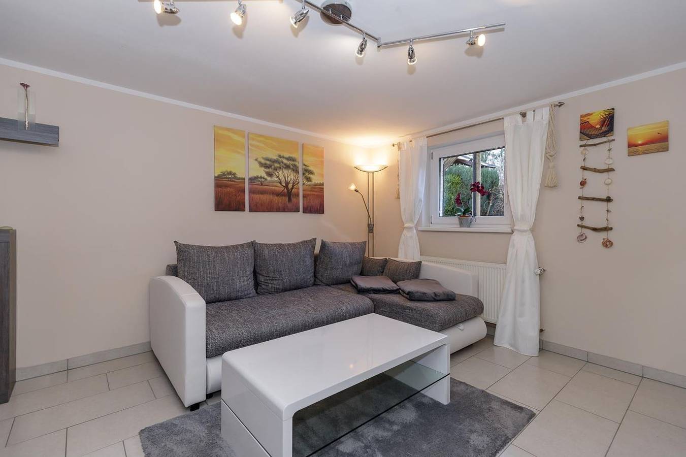 Ganze Wohnung, Schöne 2-Zimmer-Ferienwohnung mit Garten. in Kühlungsborn, Mecklenburgische Ostseeküste