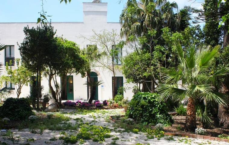 B&b per 2 persone, con giardino in Valderice