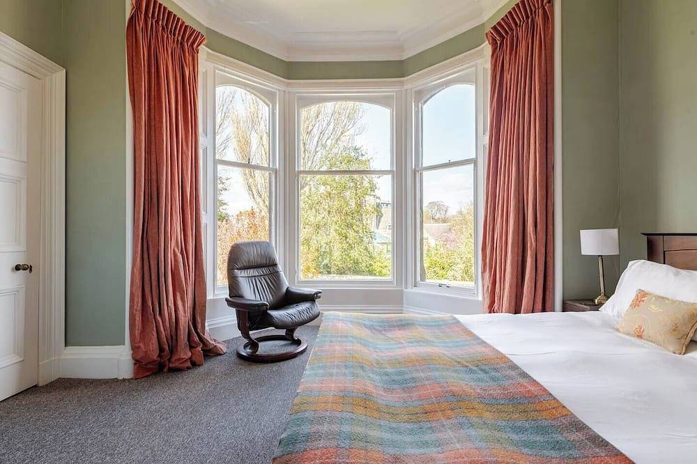 Entire apartment, Lovely apartment with balcony in the Grange, close to Morningside & Marchmont. in Edinburgh, Edinburgh and Lothian