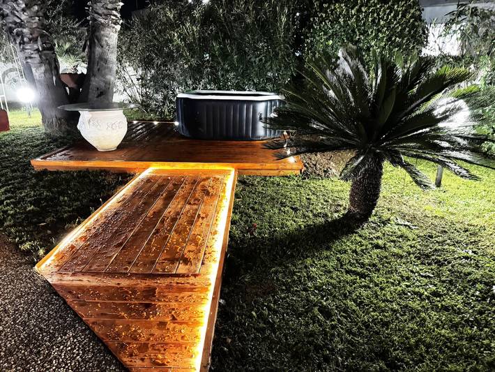 Location de vacances pour 6 personnes, avec jardin et jacuzzi à Taviano - 3