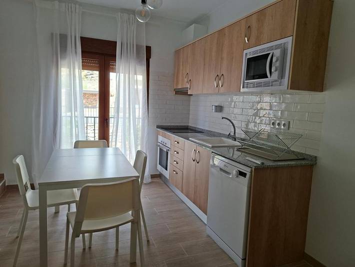 Apartamento de vacaciones para 4 personas, con balcón en Alto Mijares