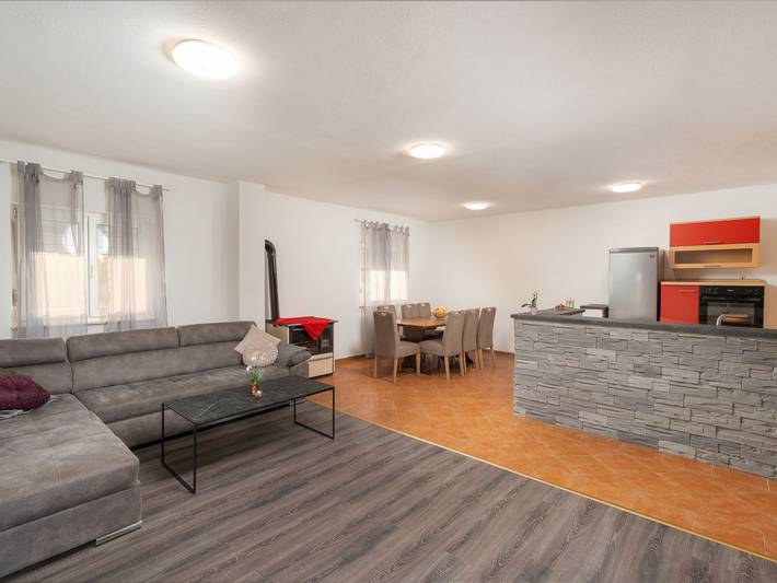 Ferienhaus für 6 Personen, mit Terrasse in Maslenica - 3