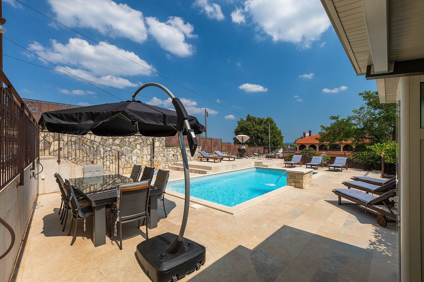 Holiday home for 10 people with garden in Rovinjsko Selo, Rovinj