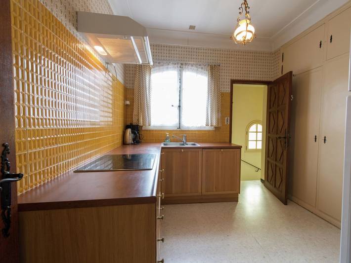 Location de vacances pour 8 personnes, avec jardin ainsi que piscine et balcon, animaux acceptés à Nyons - 4