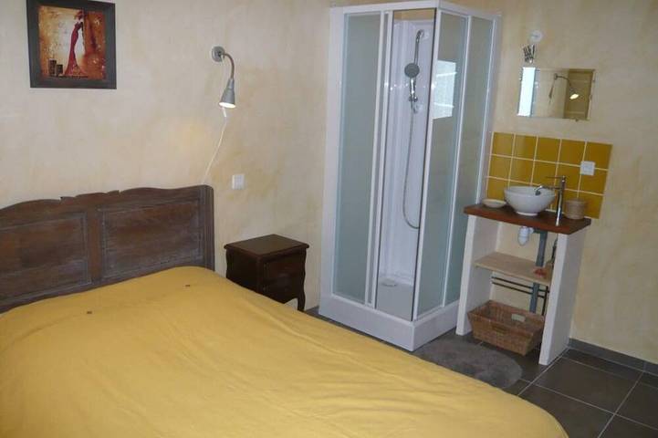 Gîte pour 6 personnes, avec Terrasse et Jardin à Les Moitiers-d'Allonne - 3