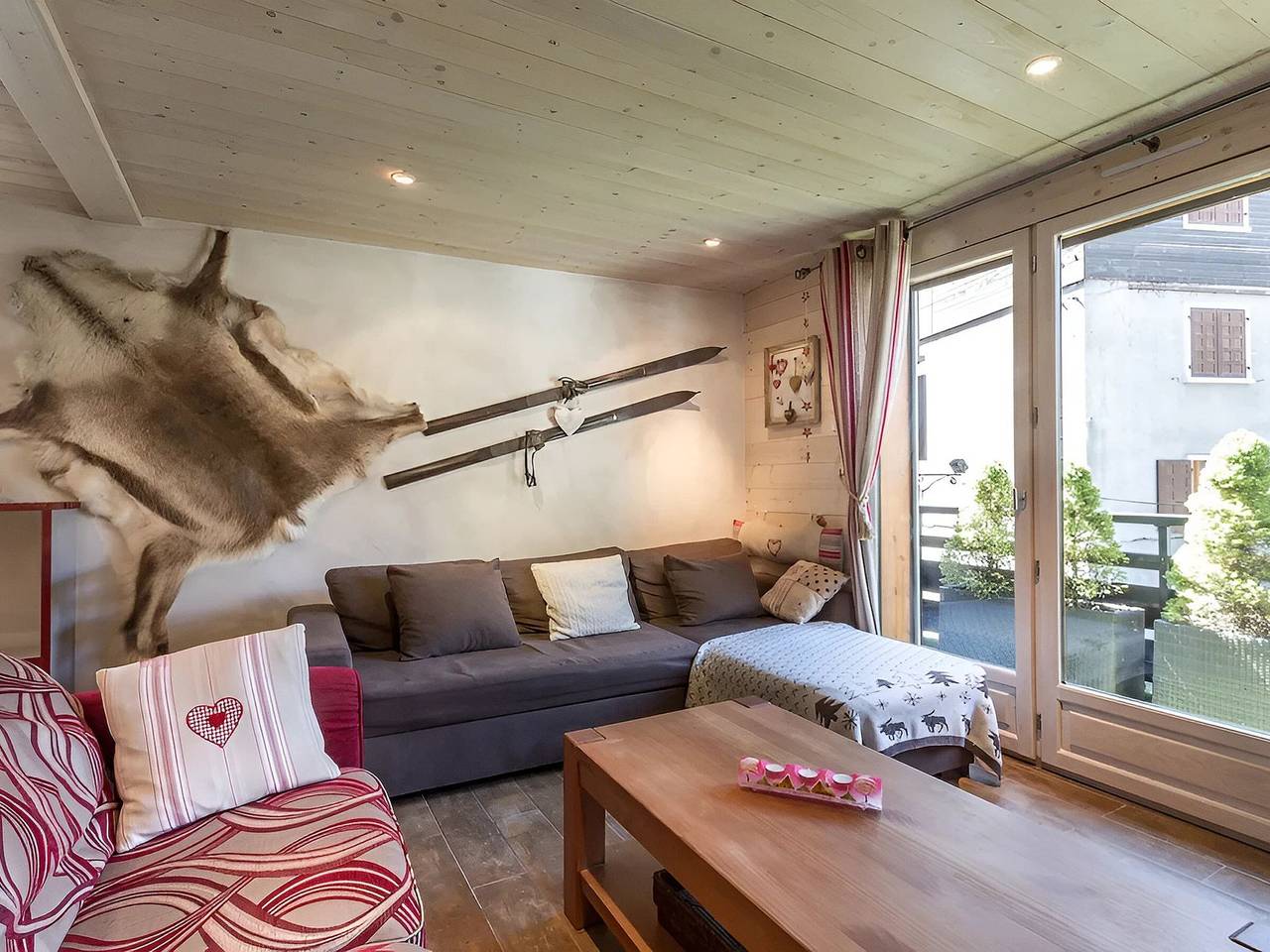 Ganze Wohnung, Gemütliche Wohnung nahe Geschäfte, zentrale Lage, Garage, Haustiere erlaubt in La Clusaz, Annecy und Umgebung