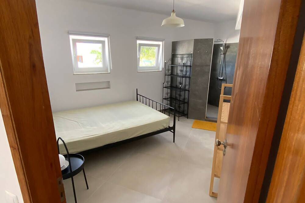 Einzigartige Villa in der Nähe des Ozeans • großzügiger Poolbereich in Arrifana, Aljezur