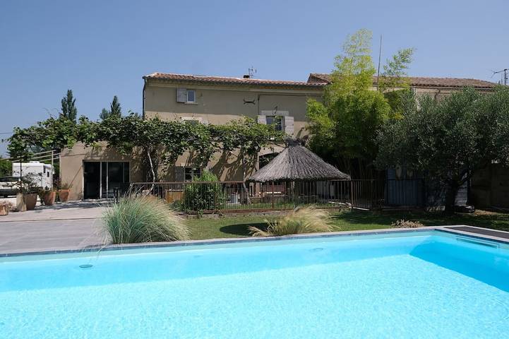 Location vacances avec piscine Barbentane in Barbentane, Région d'Arles