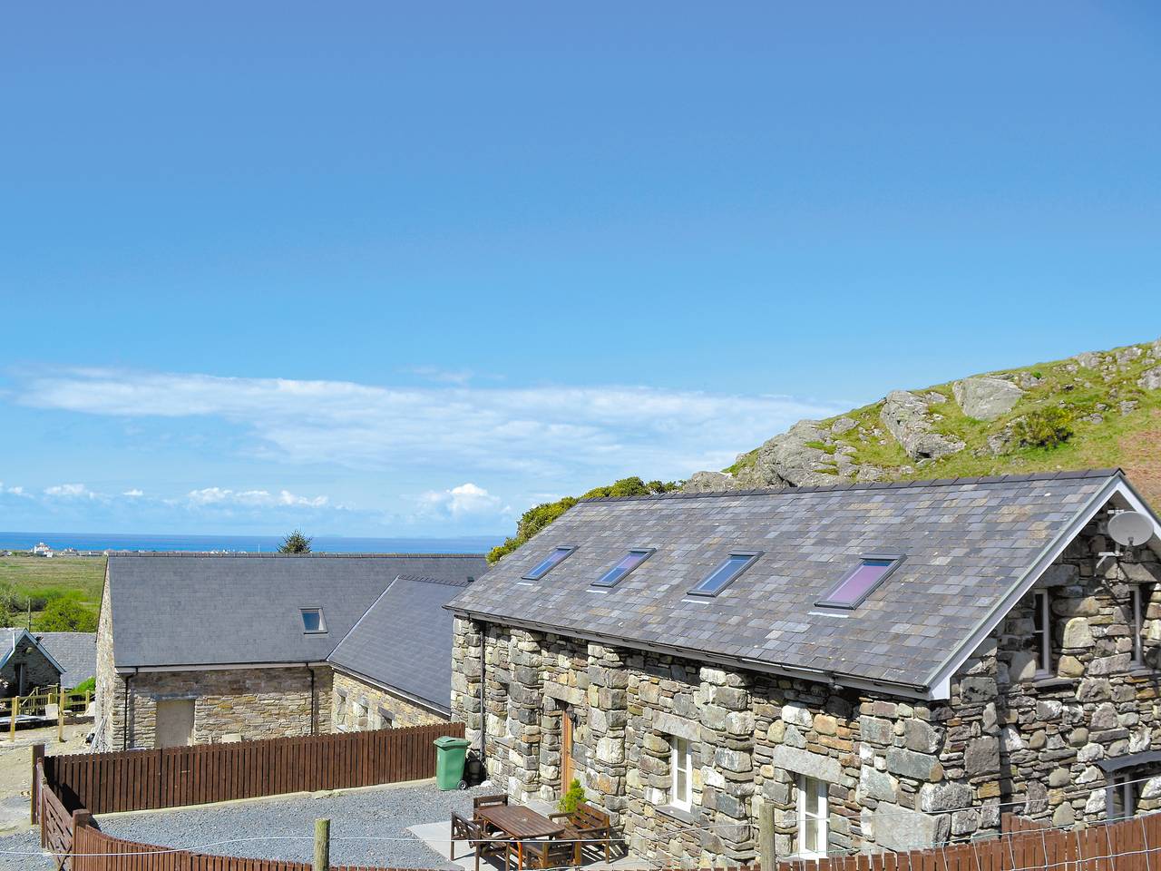 Hen Ysgubor - 29518 in Fairbourne, Snowdonia