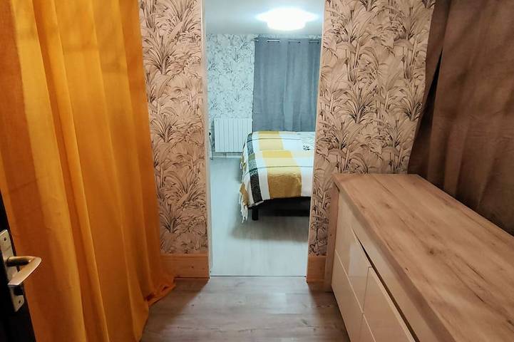 Maison avec sous sol indépendant et parking à 2km de Versailles in Buc, Yvelines
