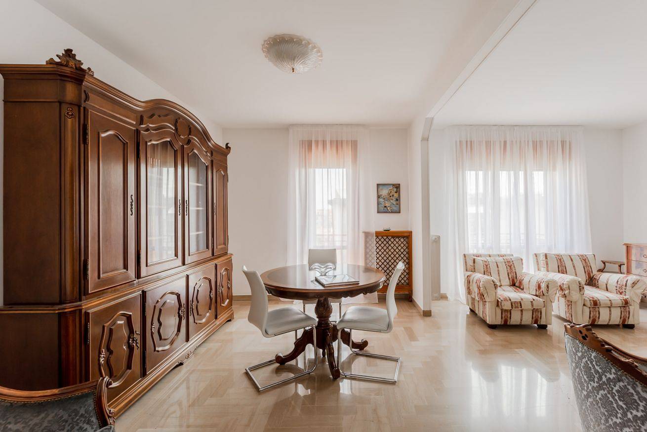 Apartamento entero, Apartamento de vacaciones para 6 personas in Mestre, Venecia