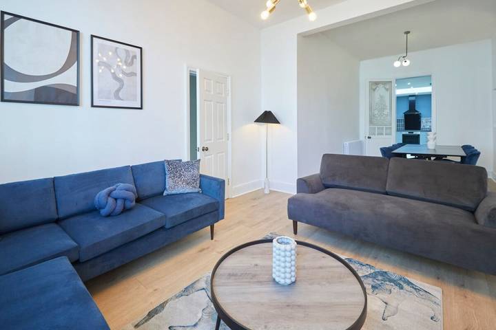 Holiday rental for 10 people in Scarborough