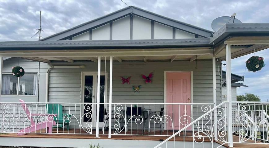 Tranquilo alquiler de casa de 2 dormitorios en el histórico Leyburn in Darling Downs