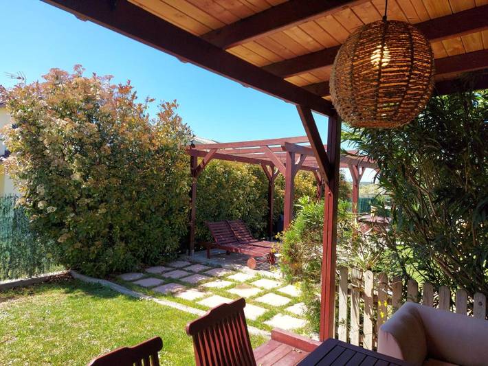 Gîte pour 4 personnes, avec piscine et jardin à Verges - 2