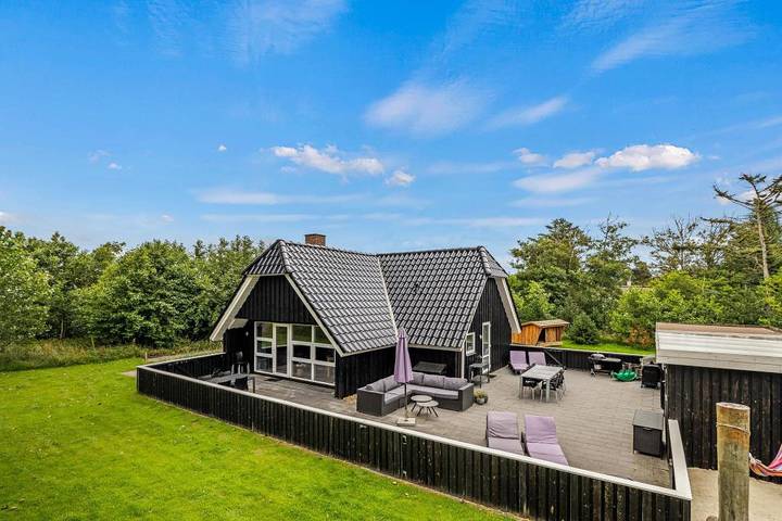 Ferienhaus für 4 Personen, mit Balkon/Terrasse und Garten in Oksby (Nordsee)